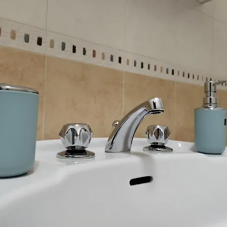 Nunzia - Indipendente 85 Mq - Bagno Privato - Aria Condizionata