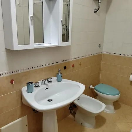 Apartment Nunzia - Indipendente 85 Mq - Bagno Privato - Aria Condizionata *
